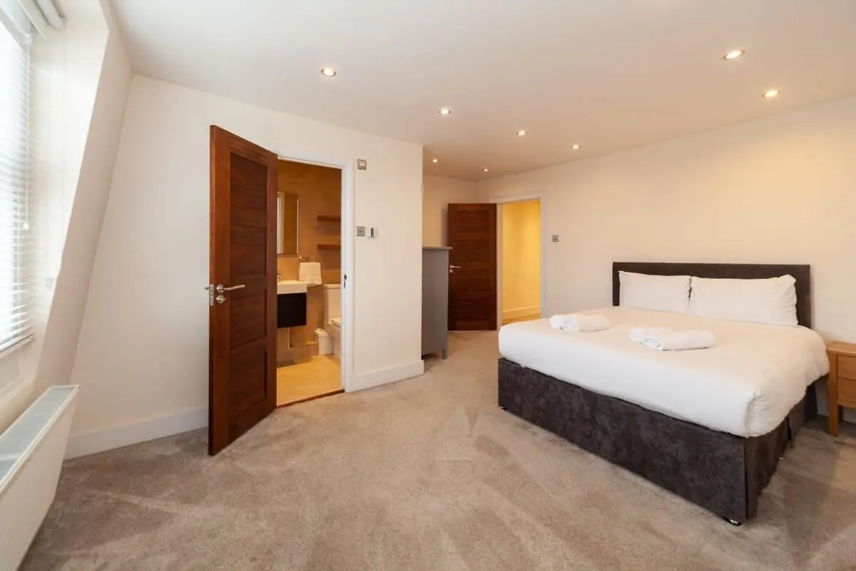 Spacious 2 Bedroom Maisonette In Stratford London United Kingdom